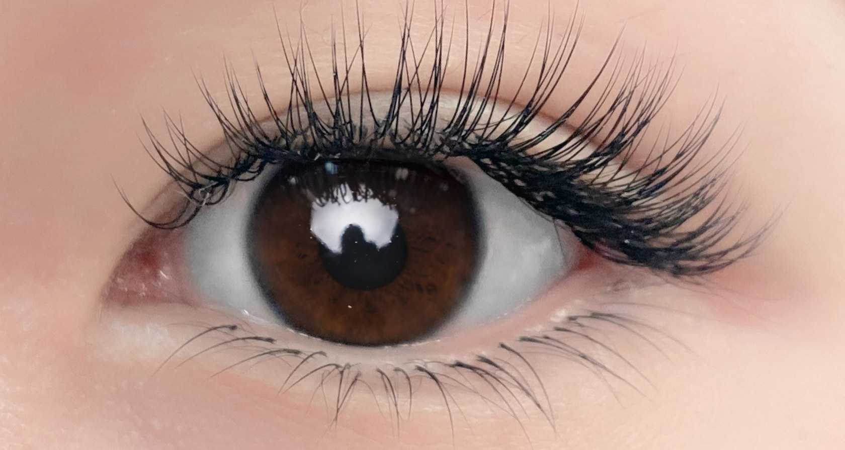 ต่อขนตา Lashury